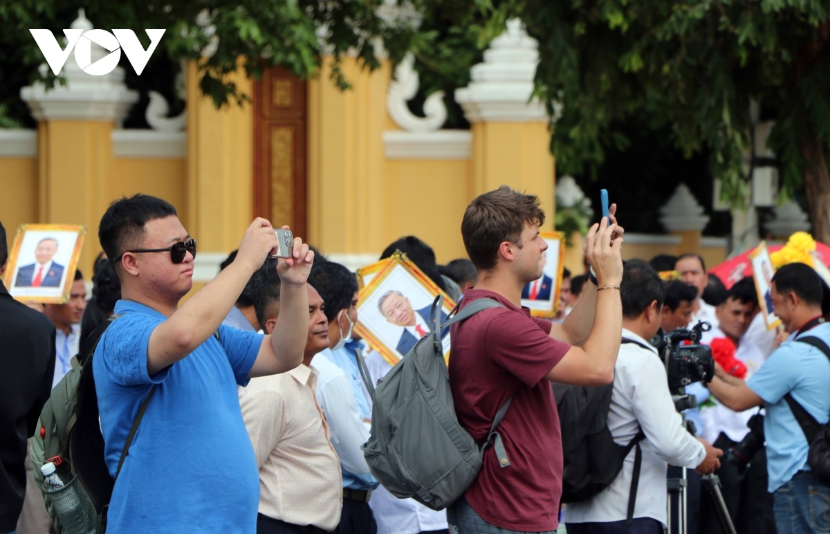 The event draws the attention of many foreigners.