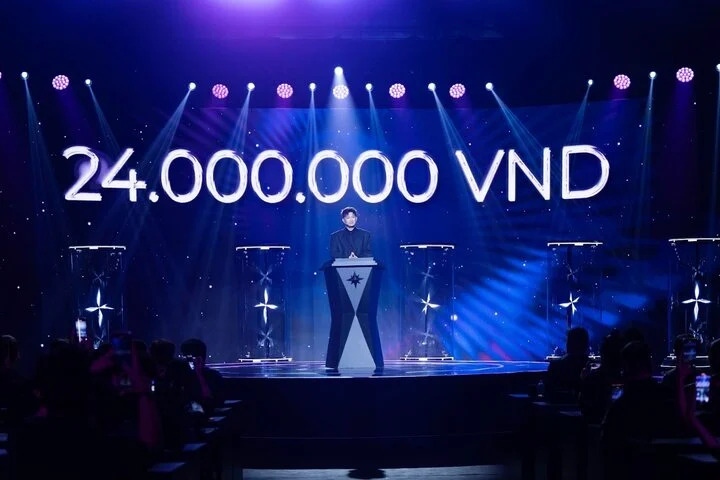 Miss Universe Vietnam 2024 nhận vương miện trị giá chỉ 24 triệu đồng