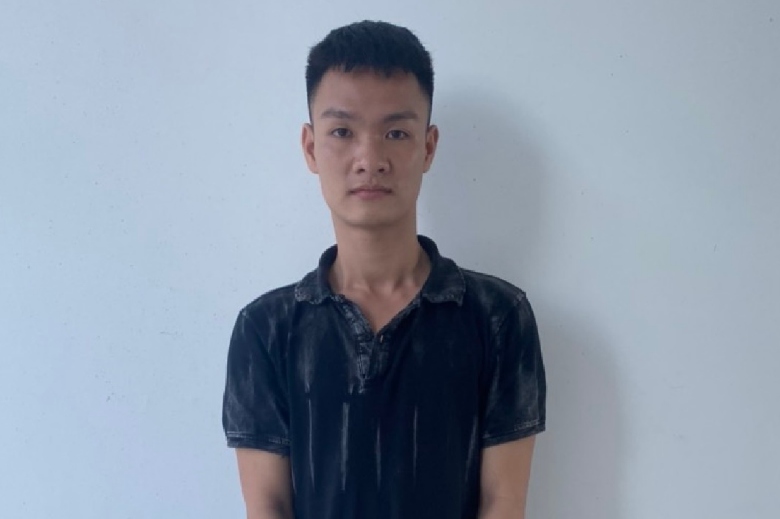 La Tú Đạt tại cơ quan công an