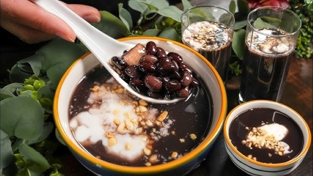 Đỗ đen có thể chế biến thành nhiều món ăn giải nhiệt cực tốt trong mùa hè. Ảnh: Getty Images