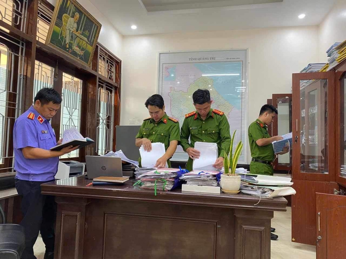 Cơ quan Công an khám xét nơi làm việc của Lê Quang Thuận