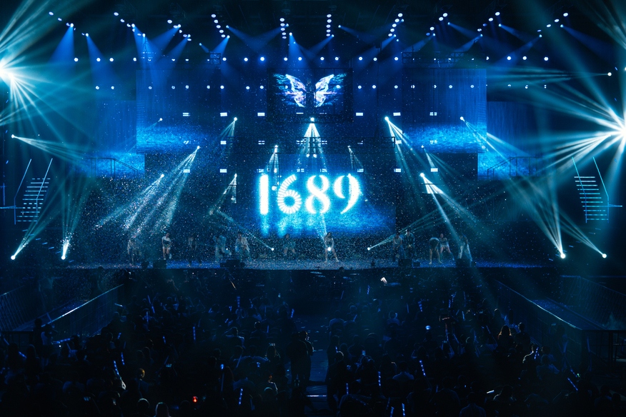 Toàn cảnh sân khấu Live Concert 1689