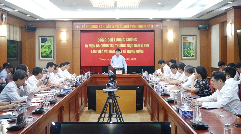 Đồng chí Lương Cường, Uỷ viên Bộ Chính trị, Thường trực Ban Bí thư làm việc với Ban Kinh tế Trung ương.