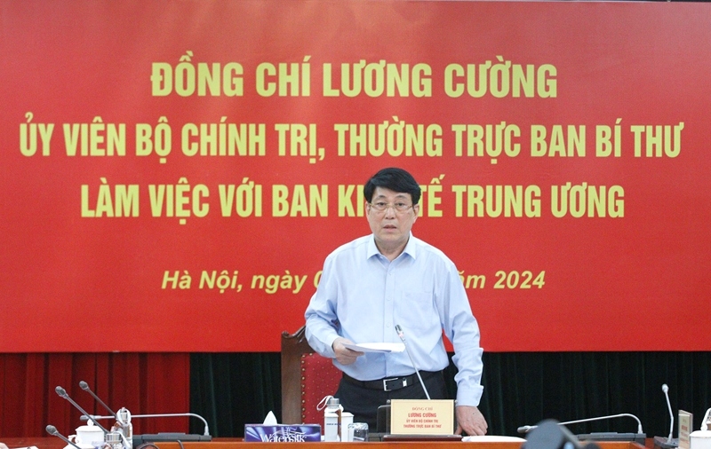 Uỷ viên Bộ Chính trị, Thường trực Ban Bí thư Lương Cường phát biểu tại buổi làm việc với Ban Kinh tế Trung ương.