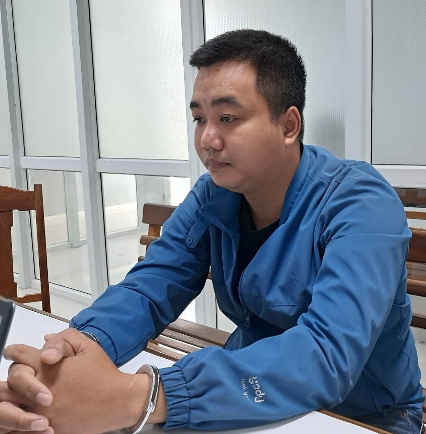 Trần Thanh Hải tại cơ quan công an