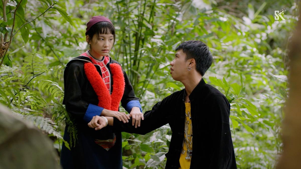 Dù lần đầu đóng cặp cùng nhau nhưng diễn xuất ăn ý của Thu Hà Ceri và Long Vũ khiến người xem thích thú. 