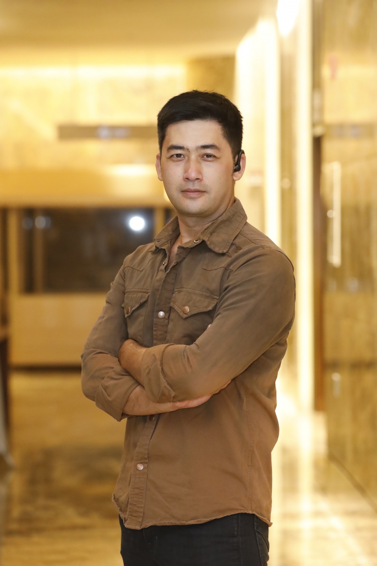 Bảo Anh là gương mặt không còn xa lạ với những khán yêu thích phim truyền hình Việt Nam. Hơn 17 năm trong nghề, nam diễn viên hóa thân vào nhiều vai diễn, nhưng khán giả ấn tượng với anh qua hình tượng công an trên màn ảnh. Bảo Anh từng đảm nhận vai công an trong nhiều bộ phim như "Biệt dược đen", "Người phán xử", "Mê cung", "Hồ sơ cá sấu", "Mặt nạ gương", "Câu hỏi số 5", "Đầm lầy bạc"...