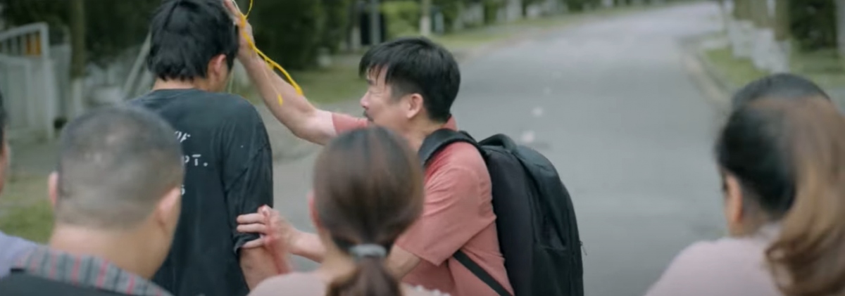 Bố Báu mắng chửi Bảo