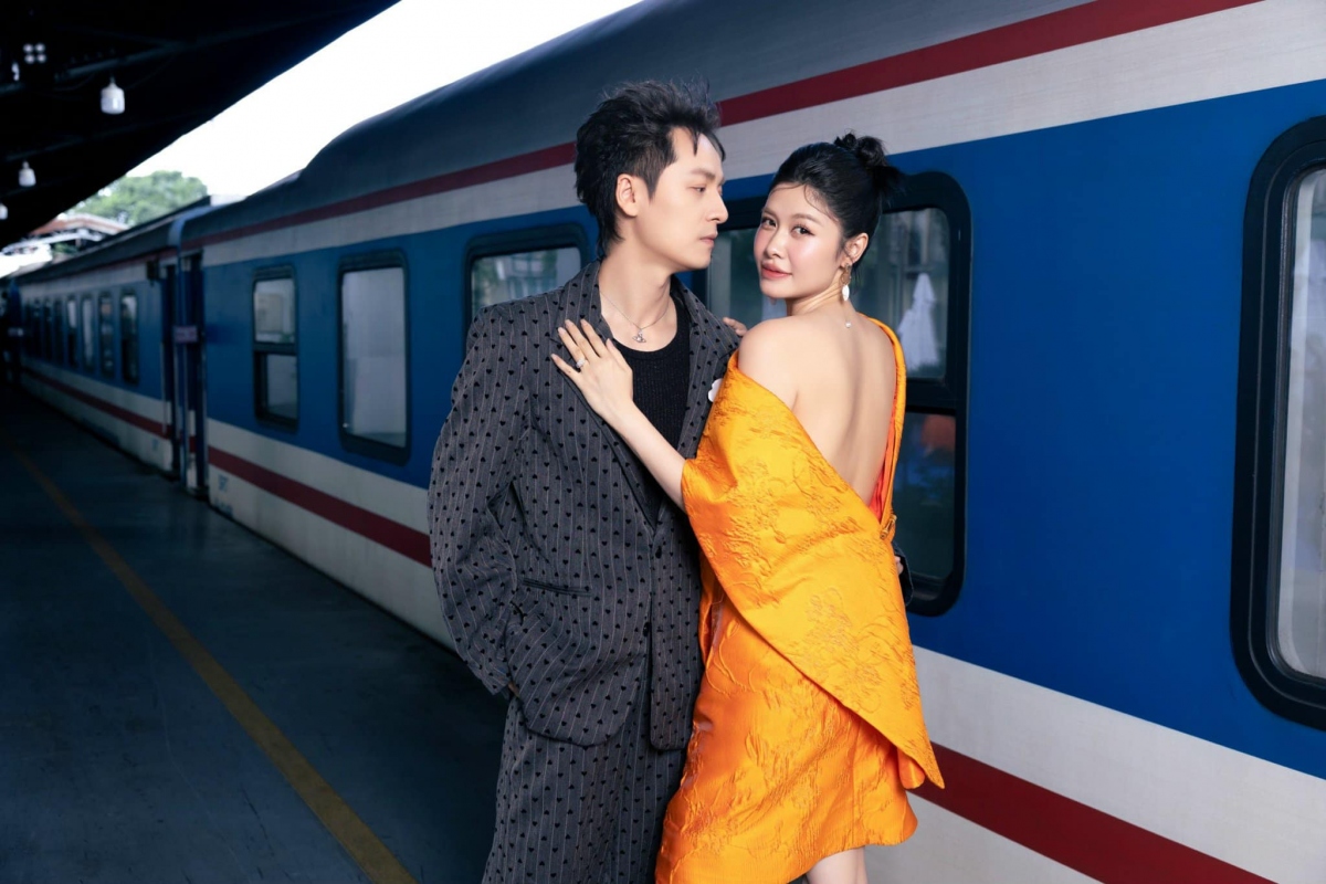 Sau khi kết hôn, Thủy Anh không tiếp tục con đường làm diễn viên, người mẫu ảnh mà chuyển qua quản lý công việc cho chồng, mở công ty giải trí. Thủy Anh là người luôn sát cánh và hỗ trợ nhiệt tình ông xã Đăng Khôi trong quá trình anh tham gia Anh trai vượt ngàn chông gai. 