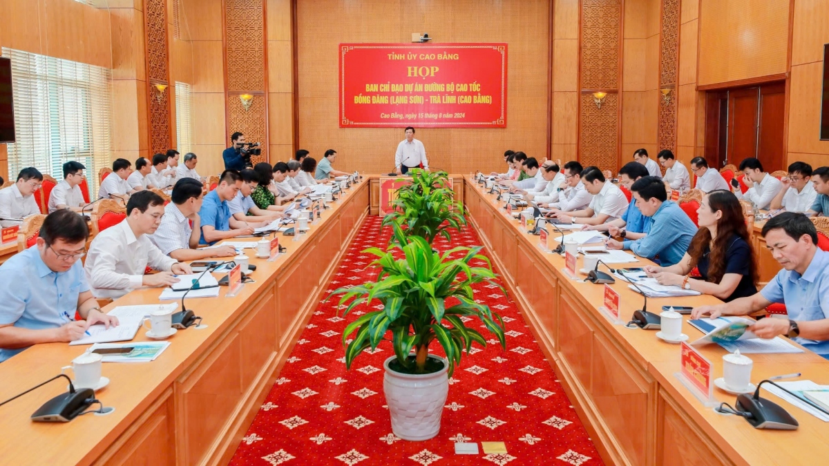 Toàn cảnh buổi họp (Ảnh: Việt Trung)