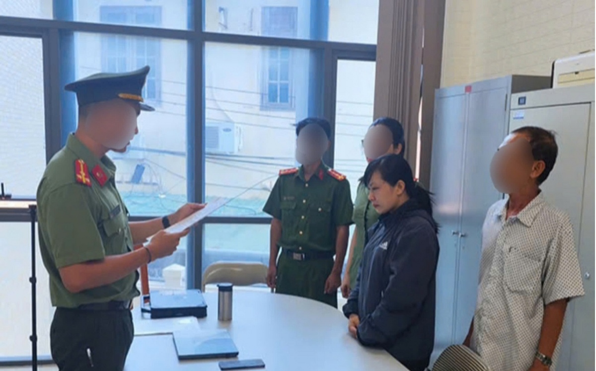 Bị can Nguyễn Thị Việt tại cơ quan công an