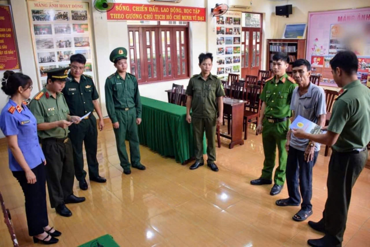 Đưa người sang nước ngoài đánh bắt thuỷ sản một chủ tàu cá bị bắt 