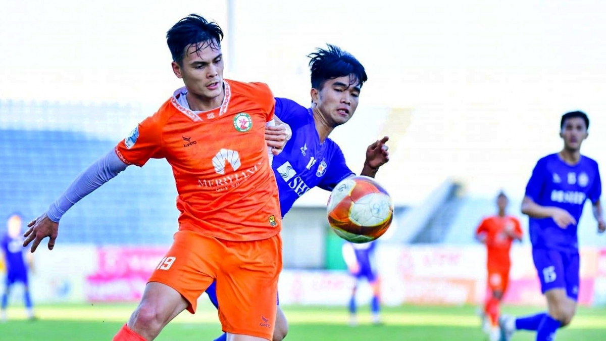 Adriano Schmidt đã chính thức gia nhập CLB. TPHCM.