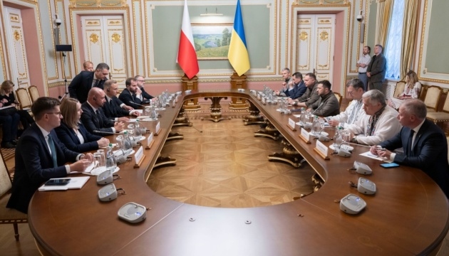 Tổng thống Ba Lan và Thủ tướng Litva hội đàm với Tổng thống Ukraine. Ảnh Ukrinform.net