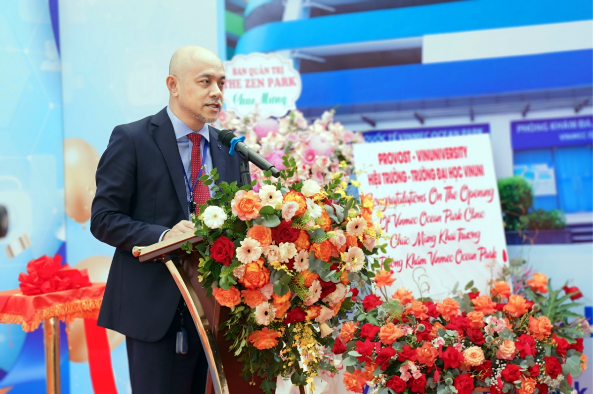 PGS. TS Lê Cự Linh, Phó Viện trưởng Viện Khoa học sức khỏe, Đại học VinUni phát biểu tại sự kiện