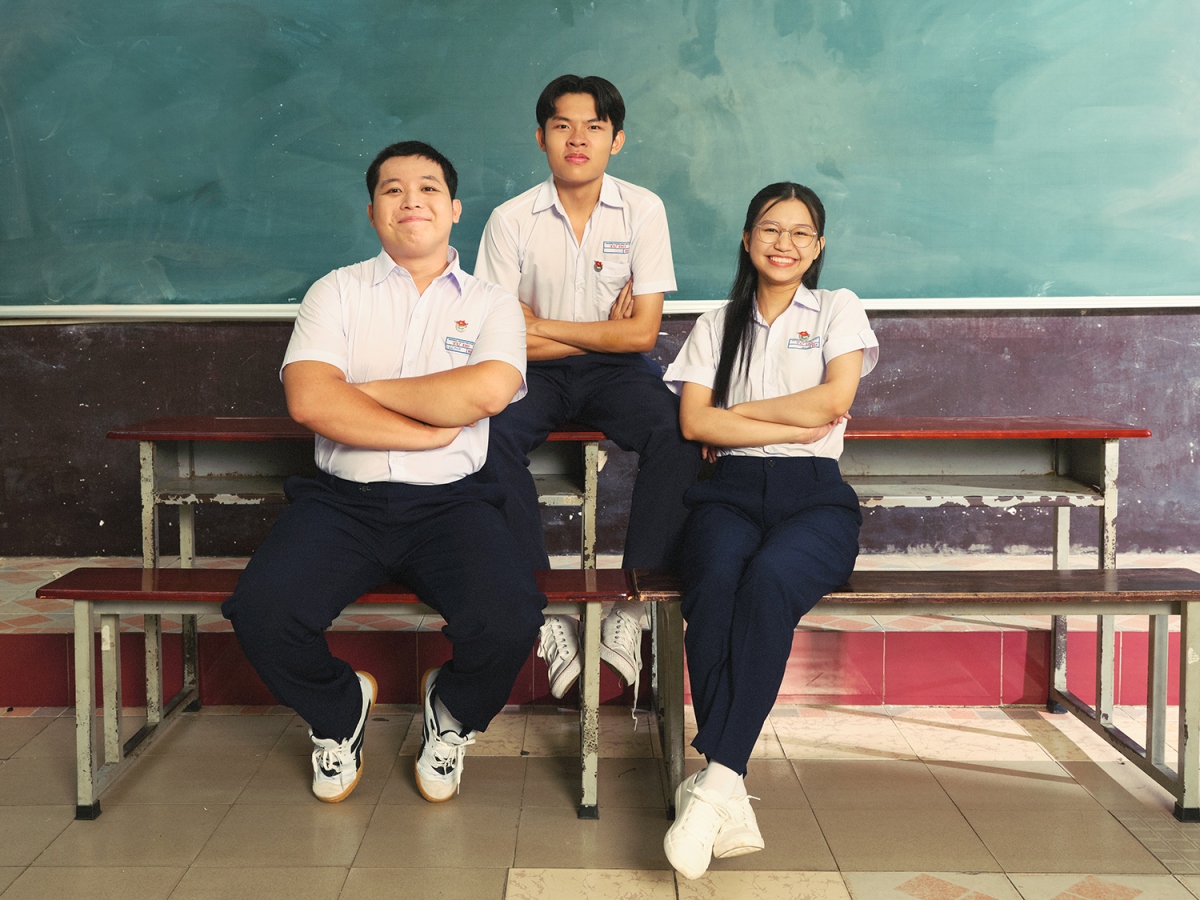 Hùng Anh - Nhật Linh - Phương Duyên là 3 diễn viên chính của "Kính vạn hoa" bản điện ảnh.