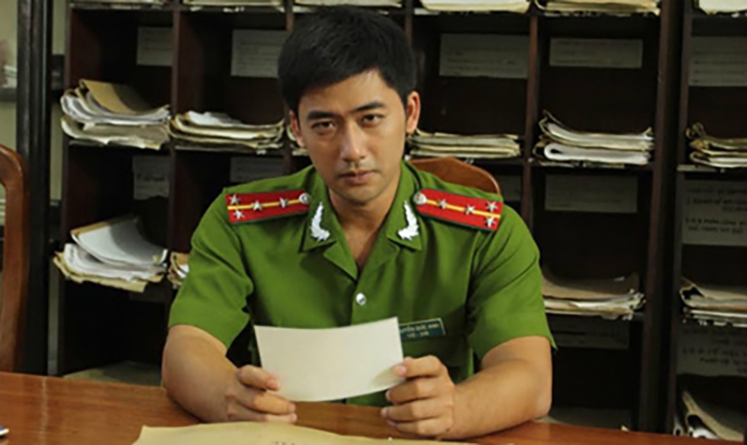 Năm 2017, nam diễn viên vào vai Bảo Ngậu trong phim "Người phán xử". Ở cuối phim, thân phận Bảo Ngậu, một trong những tay chân thân cận của ông trùm Phan Quân, được tiết lộ. Anh là cảnh sát chìm có biệt danh K3, đầu mối quan trọng giúp triệt phá "đế chế" tội phạm Phan Thị. Bảo Anh chia sẻ sau khi bộ phim kết thúc, anh nhận được rất nhiều lời công kích của khán giả bởi trong các tập trước, ông trùm Phan Quân đã tin tưởng Bảo Ngậu vô điều kiện. 