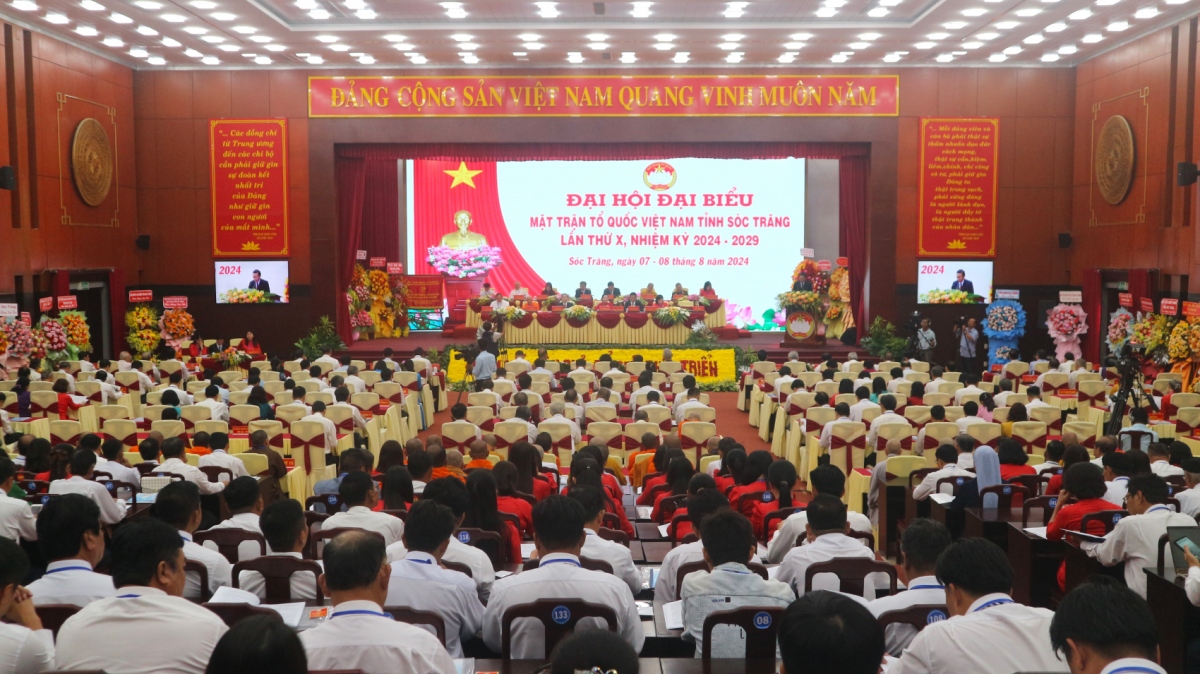Quang cảnh đại hội