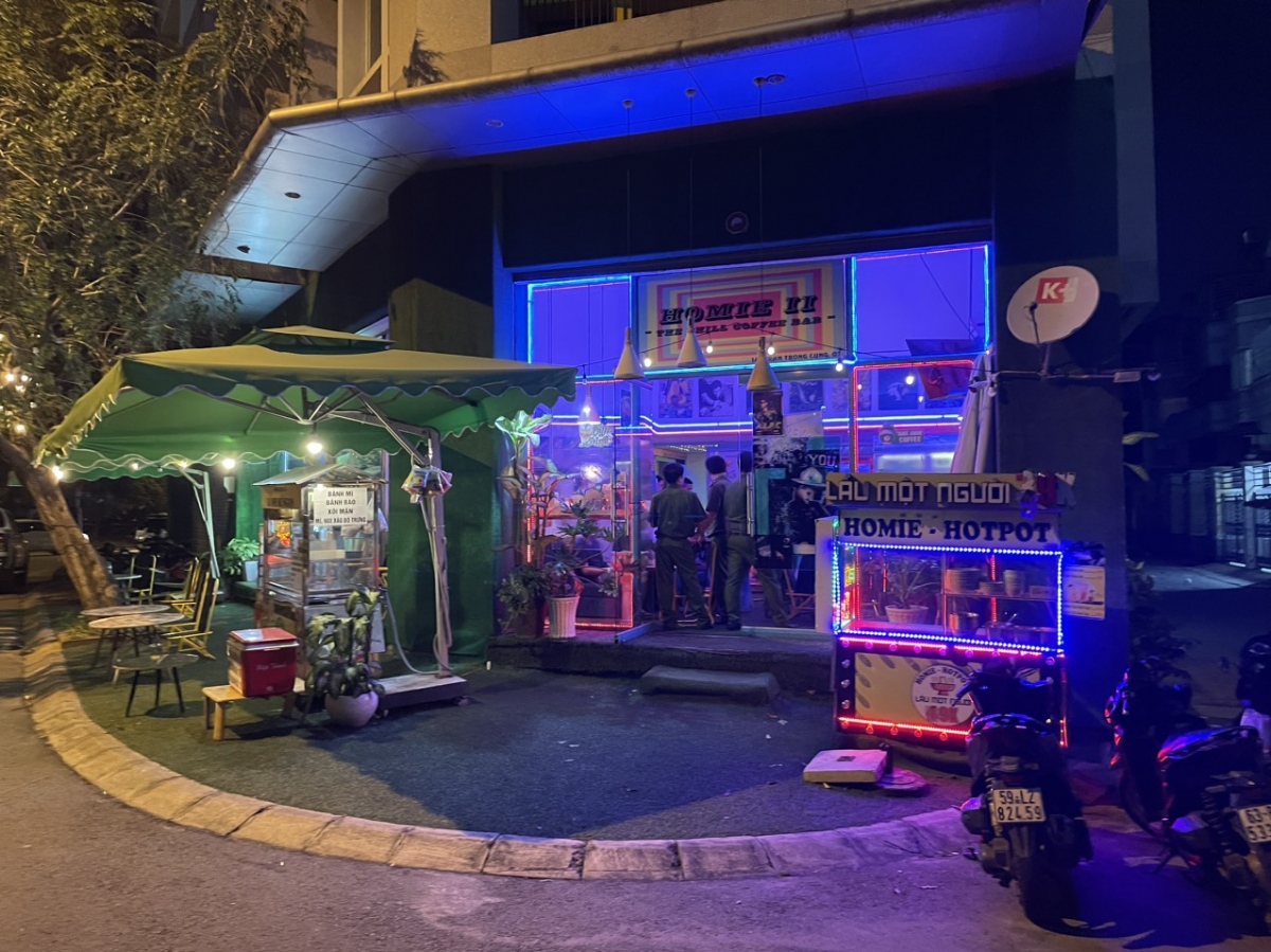 Ngoài ra, hàng loạt sai phạm khác của các hộ kinh doanh cũng bị phát hiện, lập hồ sơ để xử lý (Ảnh: CACC)