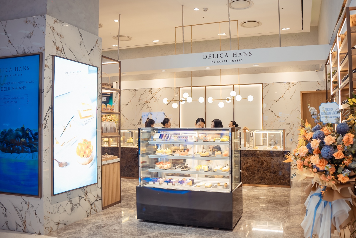 Tiệm bánh phong cách Hàn Quốc mới được khai trương bởi khách sạn LOTTE Hà Nội. Ảnh: Trà My
