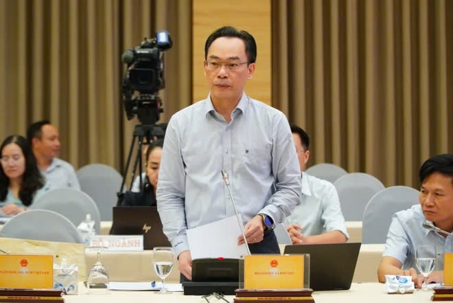 Thứ trưởng Bộ Giáo dục và Đào tạo Hoàng Minh Sơn. (Ảnh: Vietnam+)