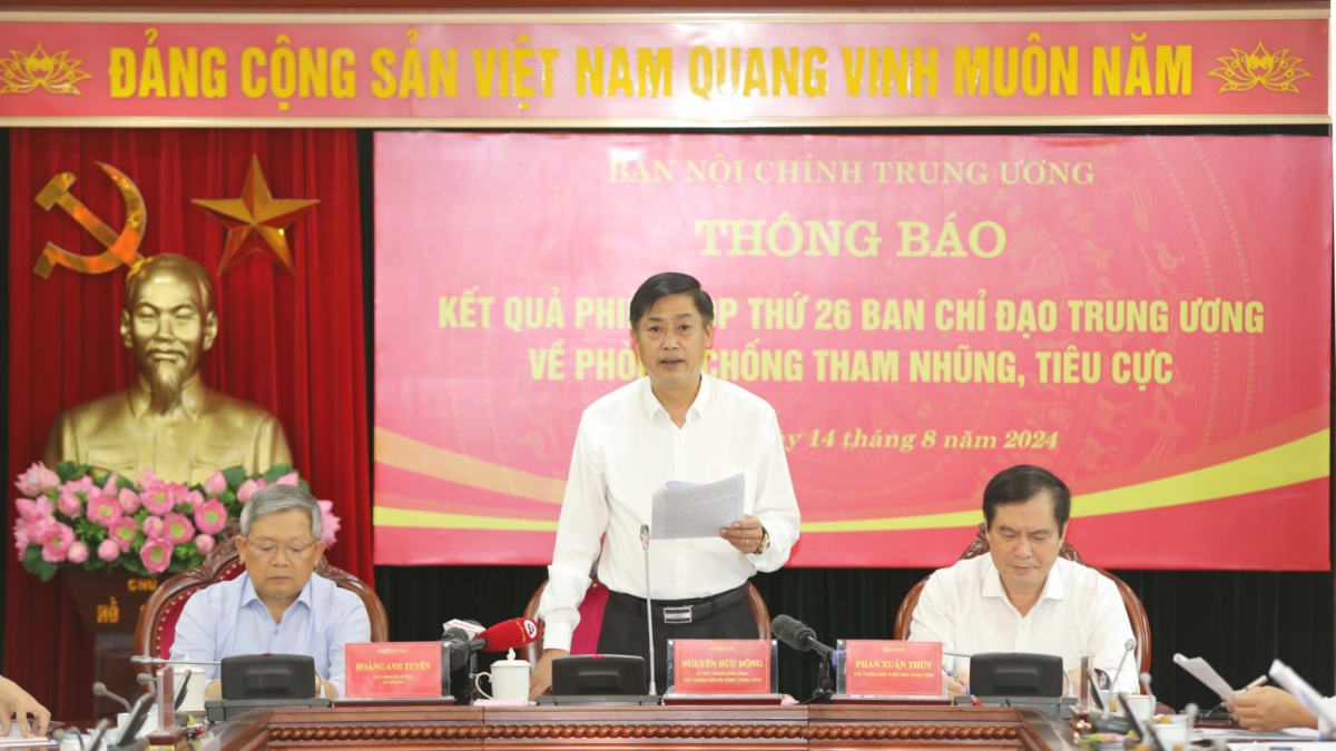 Ông Nguyễn Hữu Đông – Phó Trưởng ban Nội chính Trung ương thông báo kết quả phiên họp thứ 26 Ban chỉ đạo Trung ương về phòng, chống tham nhũng, tiêu cực.