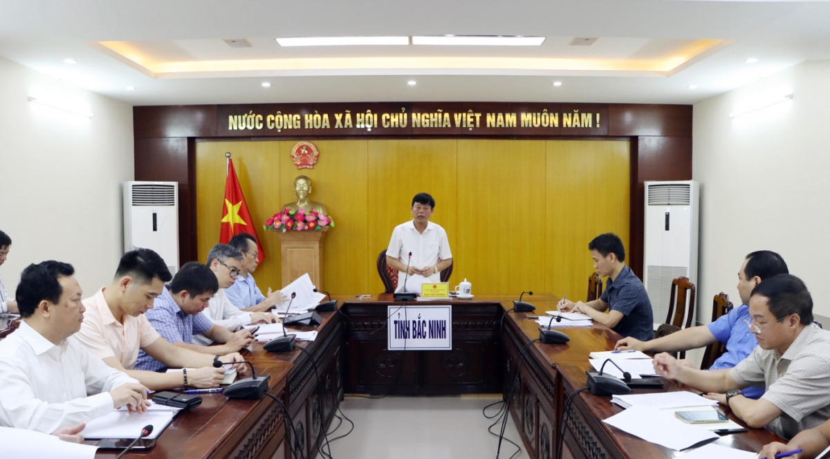 Ông Ngô Tân Phượng, Phó Chủ tịch UBND tỉnh Bắc Ninh chủ trì Hội nghị "gỡ vướng" cho các dự án BT trong lĩnh vực giao thông trên địa bàn tỉnh