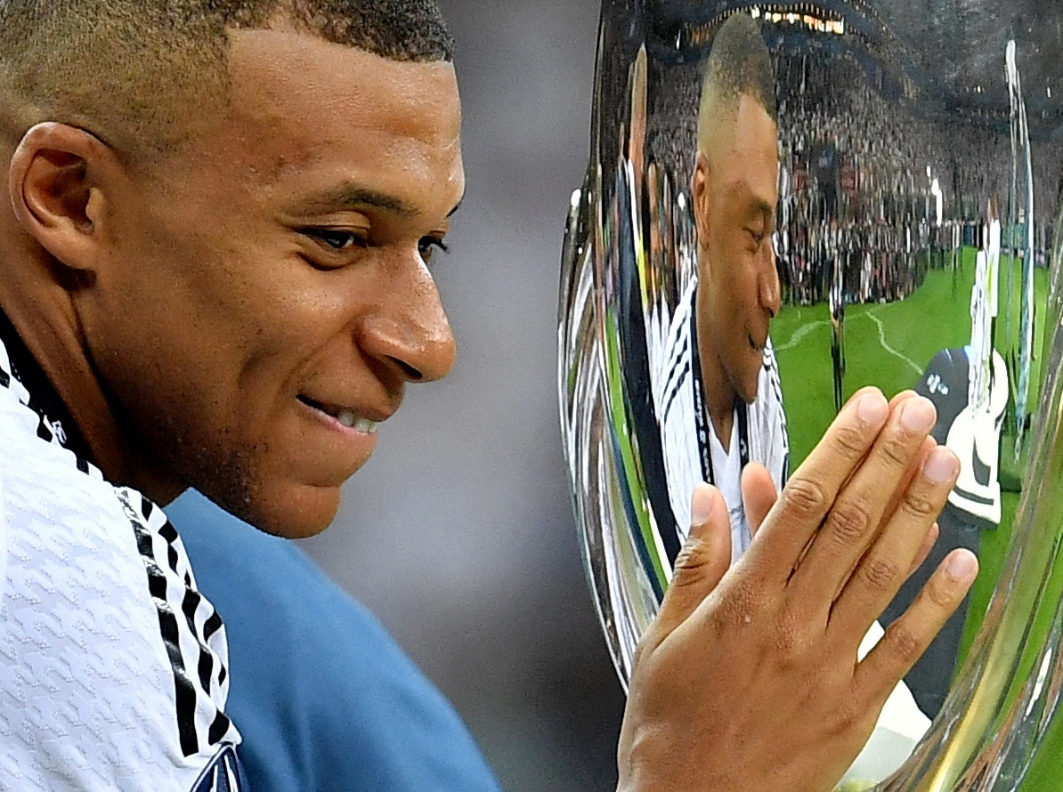 Kylian Mbappe đặt mục tiêu ghi 50 bàn một mùa giải (Ảnh: Reuters)