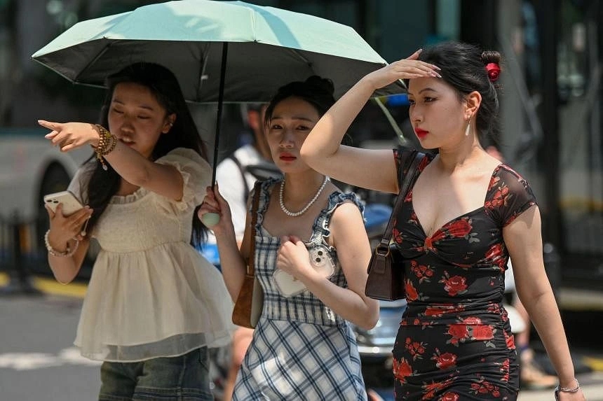 Nhiều thành phố Trung Quốc đang đối mặt với nắng nóng cực đoan. Ảnh: AFP