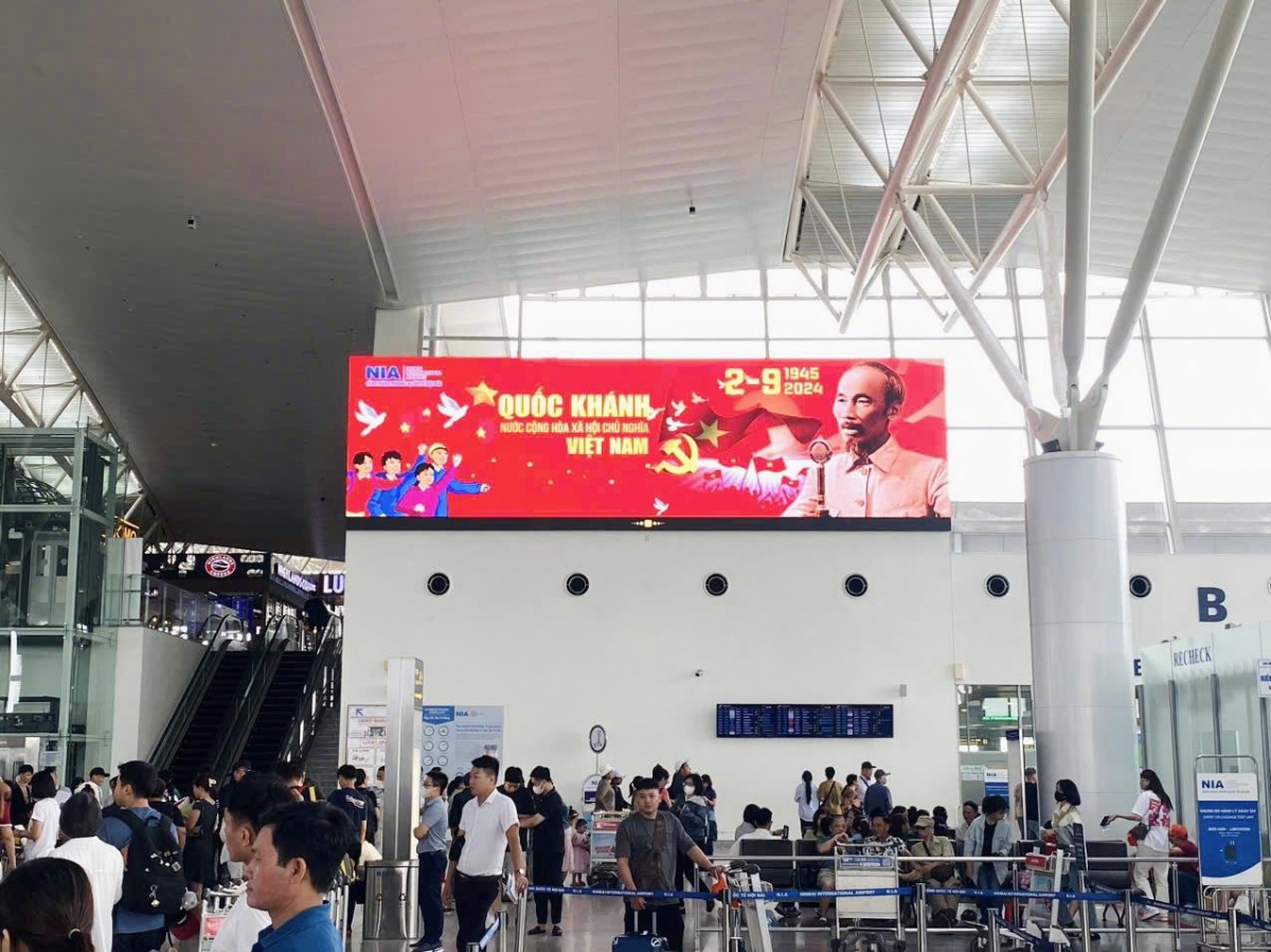 Chủ động phối hợp với Ban quản lý dự án mở rộng nhà ga hành khách T2 và các đơn vị rà soát, xây dựng các kế hoạch, phương án khai thác đảm bảo điều hòa, hiệu quả, theo sát tiến độ thi công từng giai đoạn của dự án.