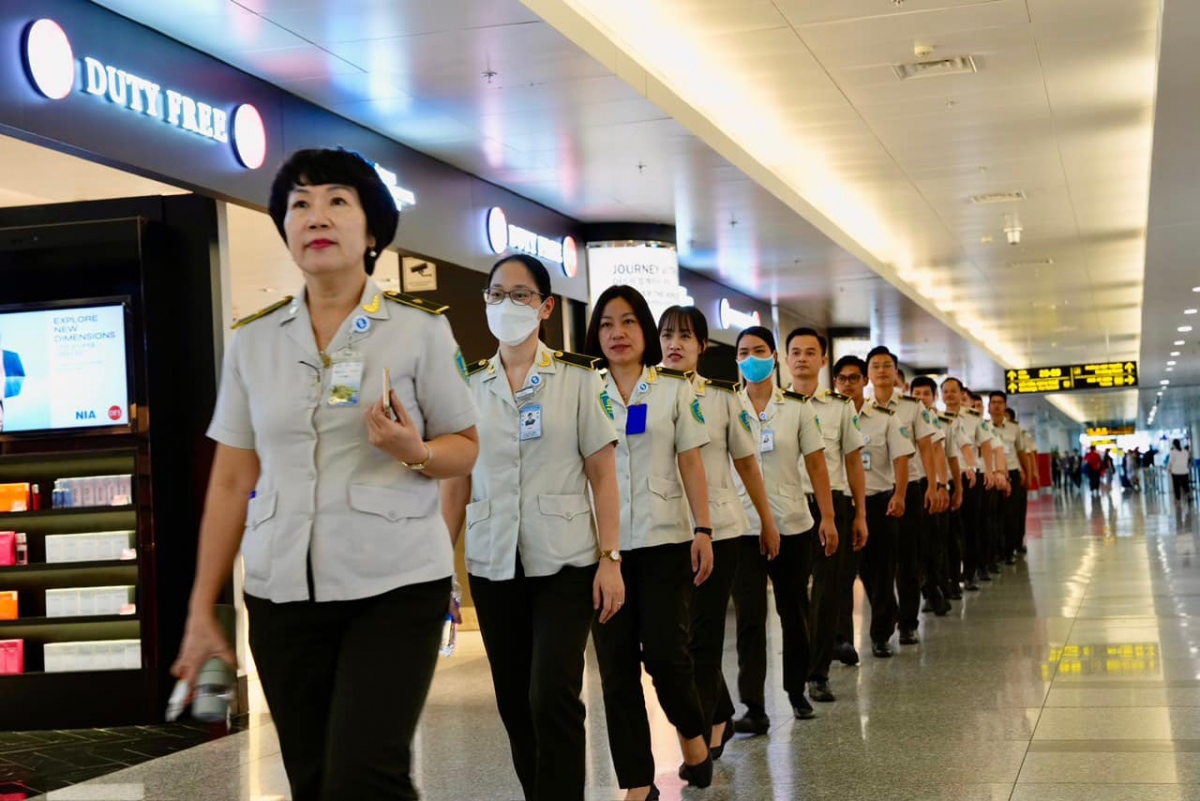 Đại diện Cảng HKQT Nội Bài thông tin, Cảng tiếp tục thực hiện mô hình phối hợp ra quyết định tại cảng hàng không, sân bay (A-CDM), đảm bảo an toàn, hiệu quả.