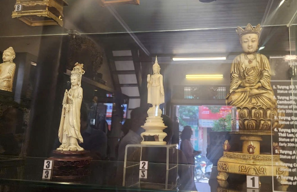 Các hiện vật quý được trưng bày tại Bảo tàng Đồ sứ kí kiểu thời Nguyễn, TP.Huế