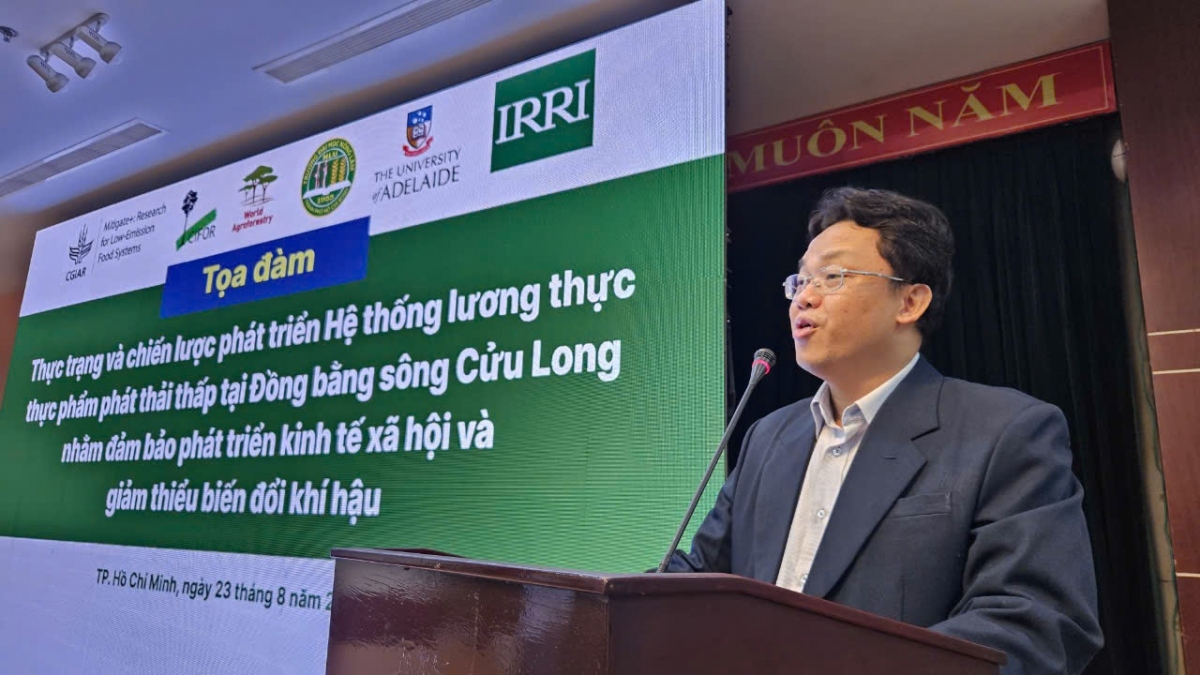 PGS.TS Phan Tại Huân, Phó hiệu trưởng Trường Đại học Nông Lâm TPHCM (Ảnh: Nguyễn Quang)
