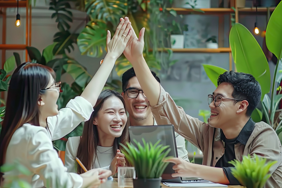 Tình bạn luôn là một trong những món quà quý giá trong cuộc sống