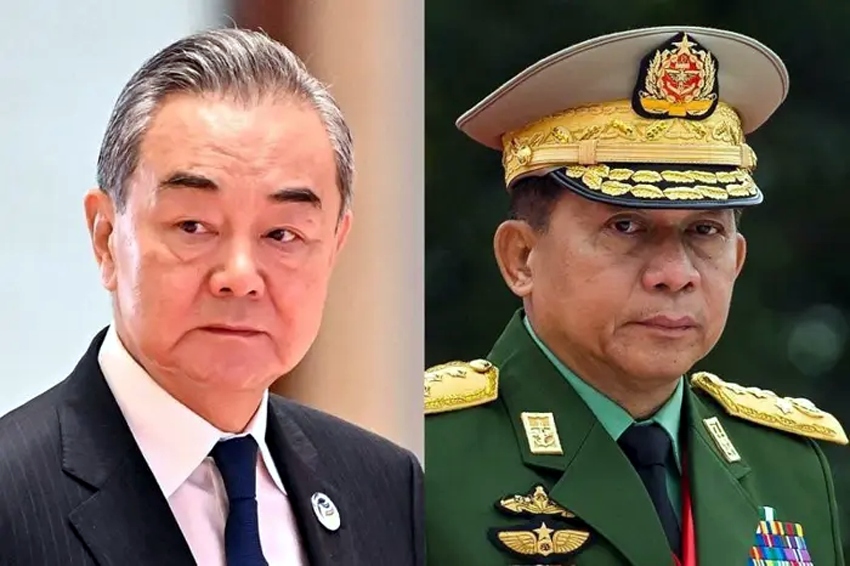 Cuộc gặp tại Thủ đô Naypyidaw hôm 15/8 là cuộc họp đầu tiên giữa Ngoại trưởng Trung Quốc Vương Nghị (bên trái) và Tướng Min Aung Hlaing. - Ảnh: AFP
