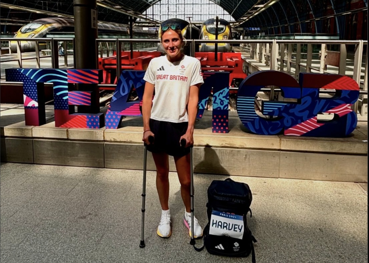 Rose Harvey hoàn thành phần thi marathon dù bị gãy xương tại Olympic Paris 2024 (Ảnh: Instagram)
