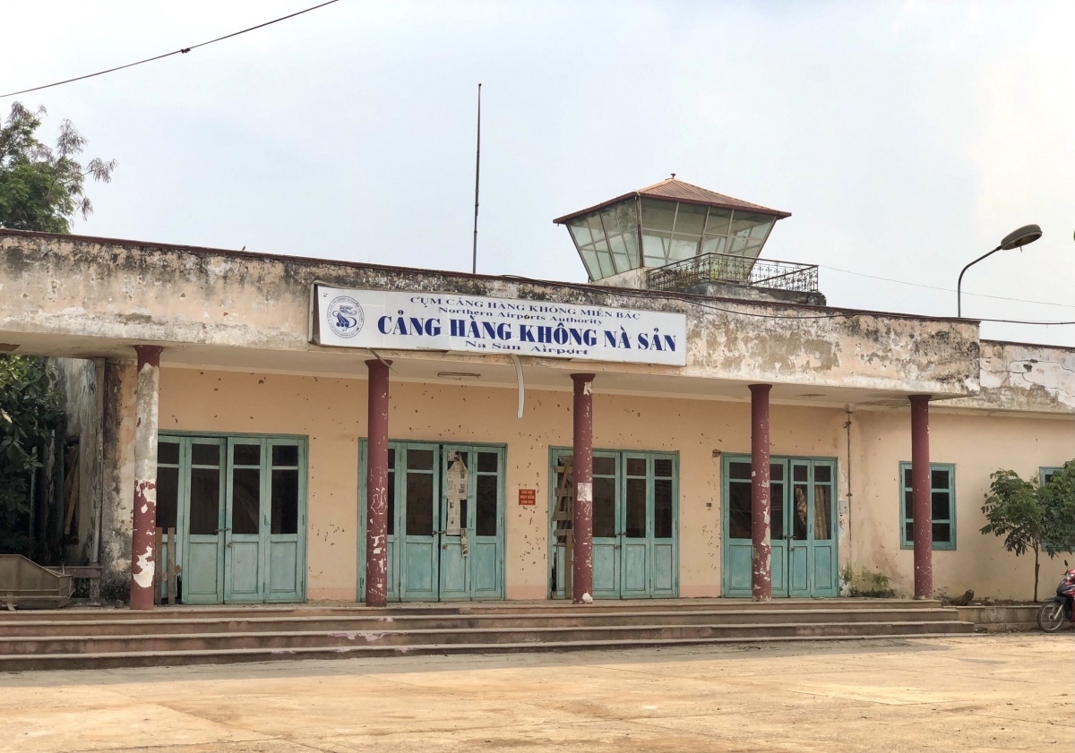 Cảng hàng không Nà Sản