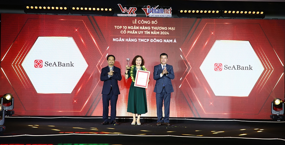 Ngân hàng TMCP Đông Nam Á (SeABank, HOSE: SSB) vinh dự được vinh danh 2 hạng mục giải thưởng Top 50 Công ty đại chúng uy tín và hiệu quả &amp; Top 10 công ty uy tín theo bảng xếp dạng do Vietnam Report công bố.