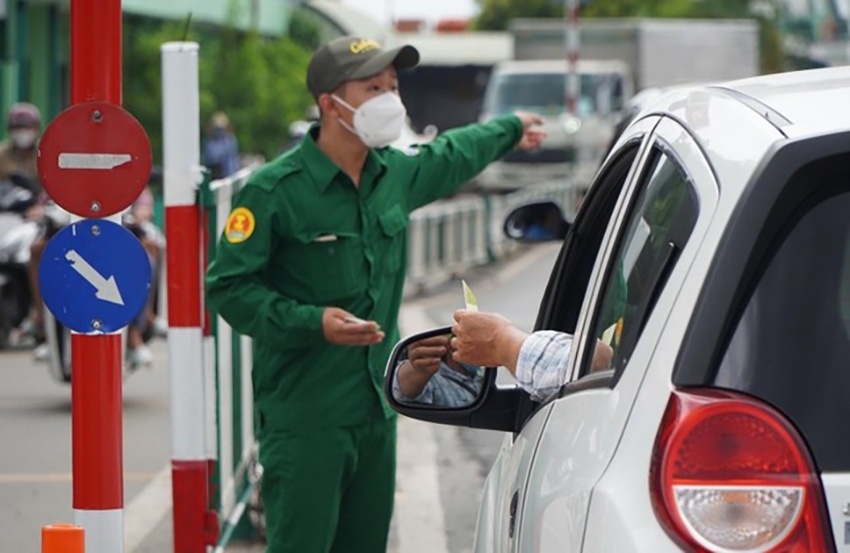Phà Cát Lái vẫn nhận tiền mệnh giá nhỏ