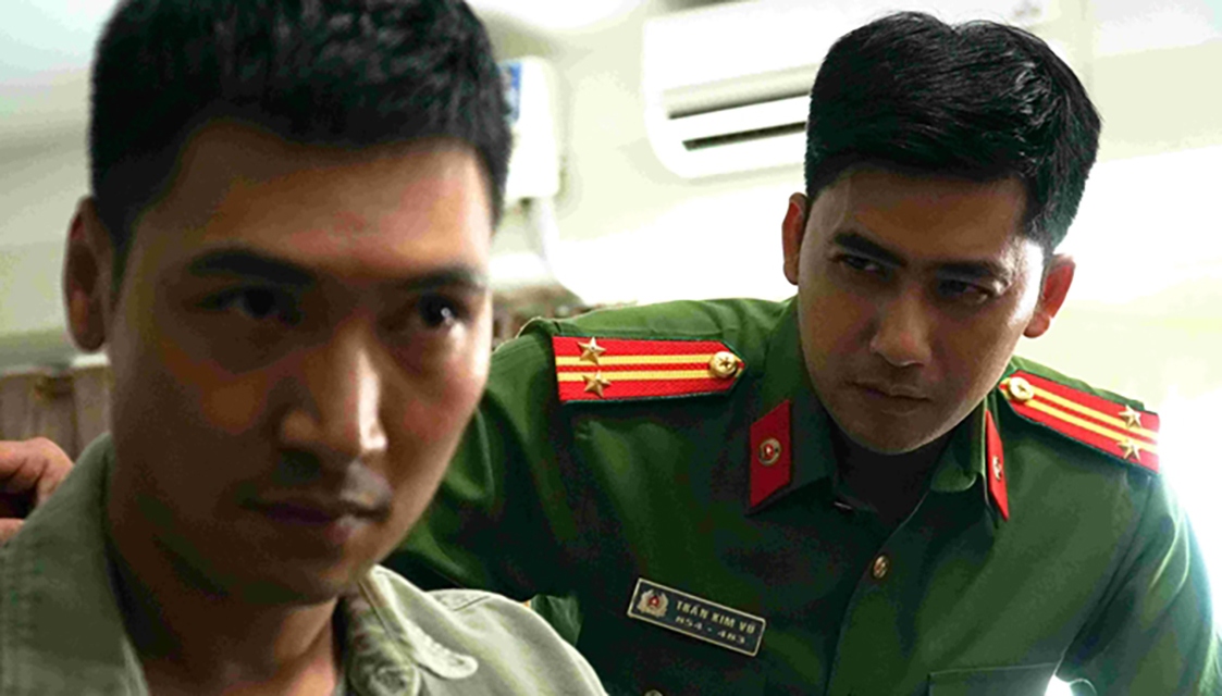 Năm 2020, nam diễn viên góp mặt trong bộ phim “Hồ sơ cá sấu” với vai Trung tá Trần Kim Vũ - trưởng phòng cảnh sát điều tra. Bộ phim xoay quanh câu chuyện phá án của lực lượng cảnh sát hình sự trước các thế lực ngầm trong xã hội. "Hồ sơ cá sấu" còn quy tụ dàn diễn viên nổi tiếng như NSƯT Hoàng Hải, Việt Anh, Mạnh Trường, Ngọc Quỳnh, Doãn Quốc Đam, Kiều Anh,...