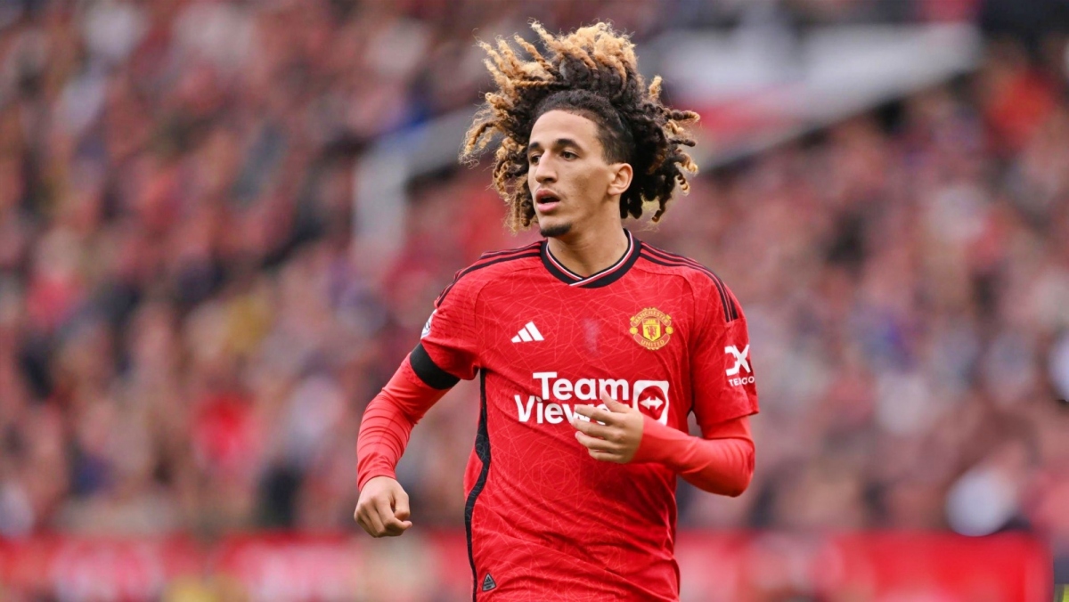 MU sắp chia tay tiền vệ Hannibal Mejbri (Ảnh: Getty)