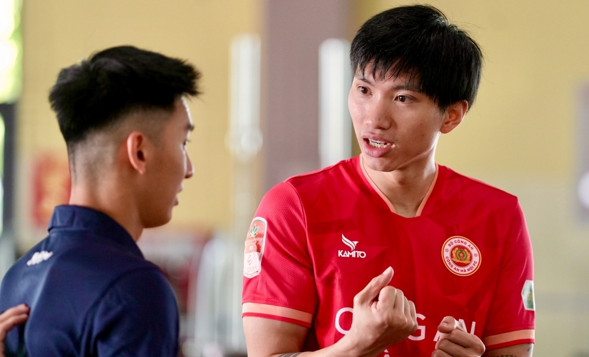 Văn Hậu chuẩn bị tái xuất sân cỏ (Ảnh: CAHN).