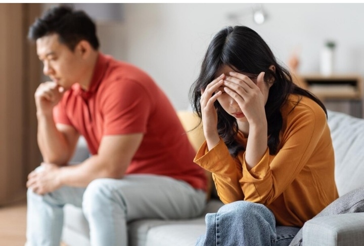 Vợ chồng tôi cãi nhau vì chuyện tôi không chịu nghỉ việc ở nhà nội trợ (Ảnh minh họa, nguồn: KT)
