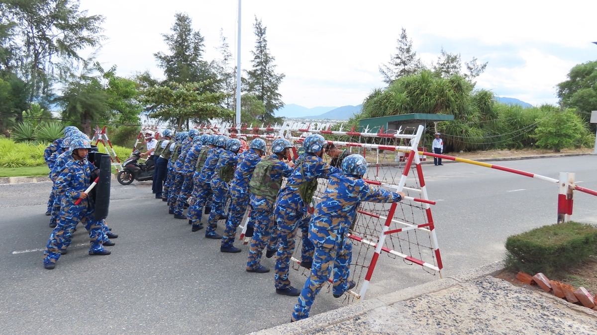 ... phương tiện trực sẵn sàng chiến đấu, phương án phòng chống cháy nổ, cứu hộ cứu nạn.