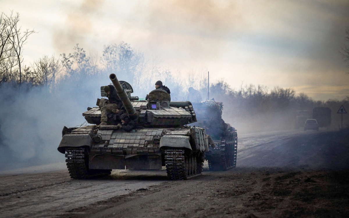 Xe tăng Ukraine hoạt động gần Donetsk. Ảnh: AFP.