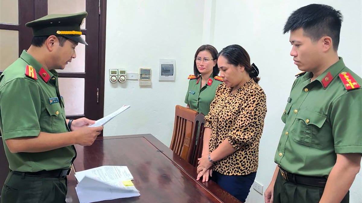Cơ quan An ninh điều tra Công an tỉnh công bố Quyết định khởi tố bị can đối với Nguyễn Thị Hải Yến