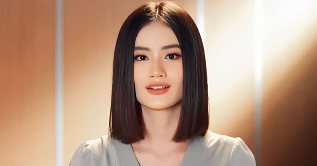 Hoa hậu Ý Nhi hiến tóc trước khi đi du học