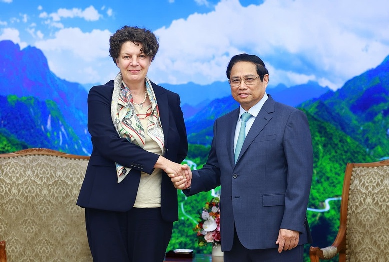 Thủ tướng Chính phủ Phạm Minh Chính tiếp Đại sứ Đức Helga Margarete nhân dịp bắt đầu nhiệm kỳ. Ảnh: VGP/Nhật Bắc