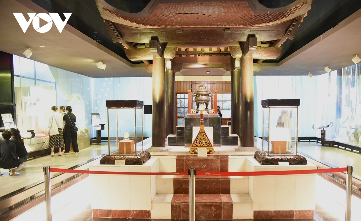 The museum consists three parts, with the first displaying the life and revolutionary career of President Ho Chi Minh.