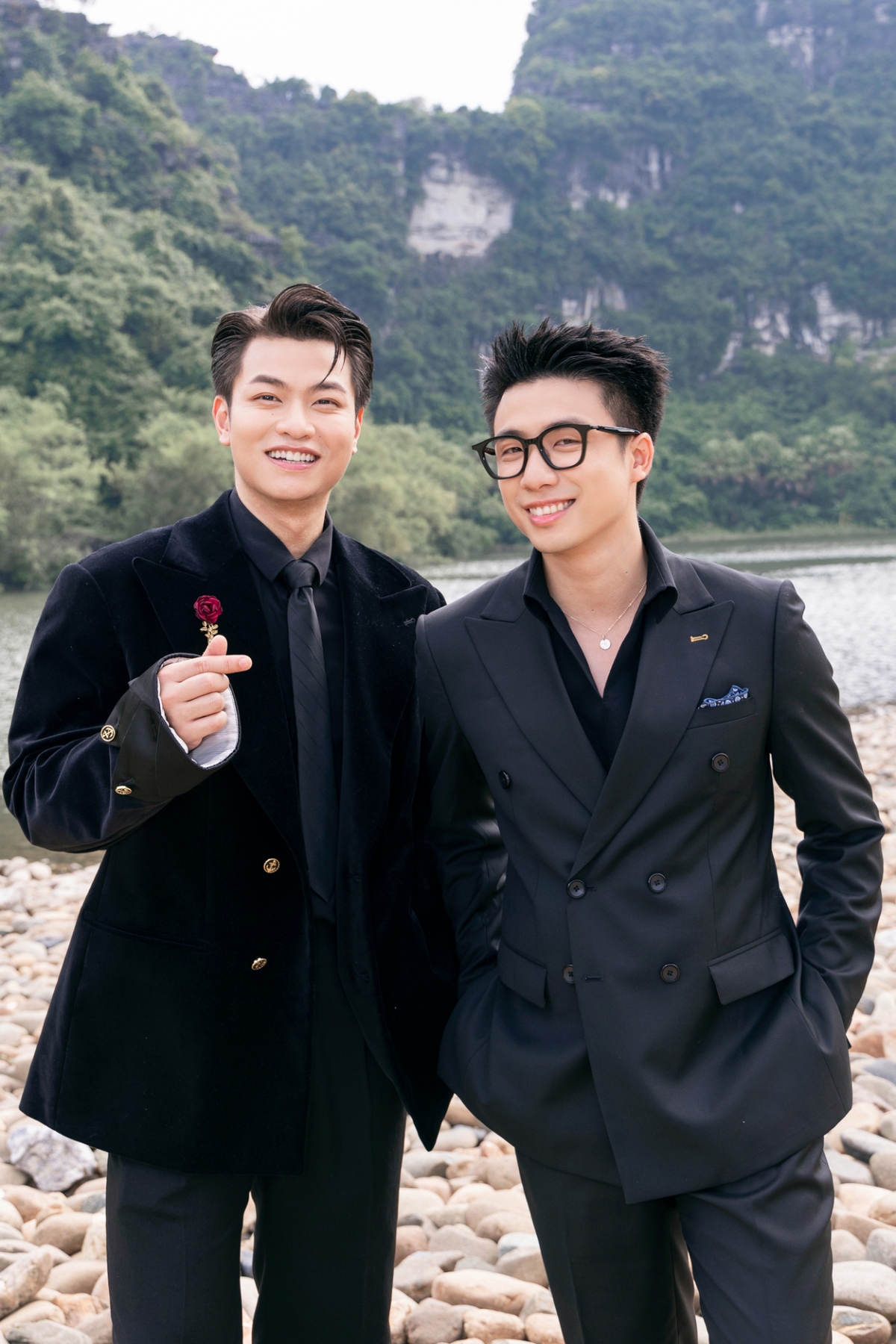 Show diễn “HELLO COSMO FROM VIETNAM” còn có sự góp mặt của cặp đôi KOLs Ninh Anh Bùi - Tùng Dương.